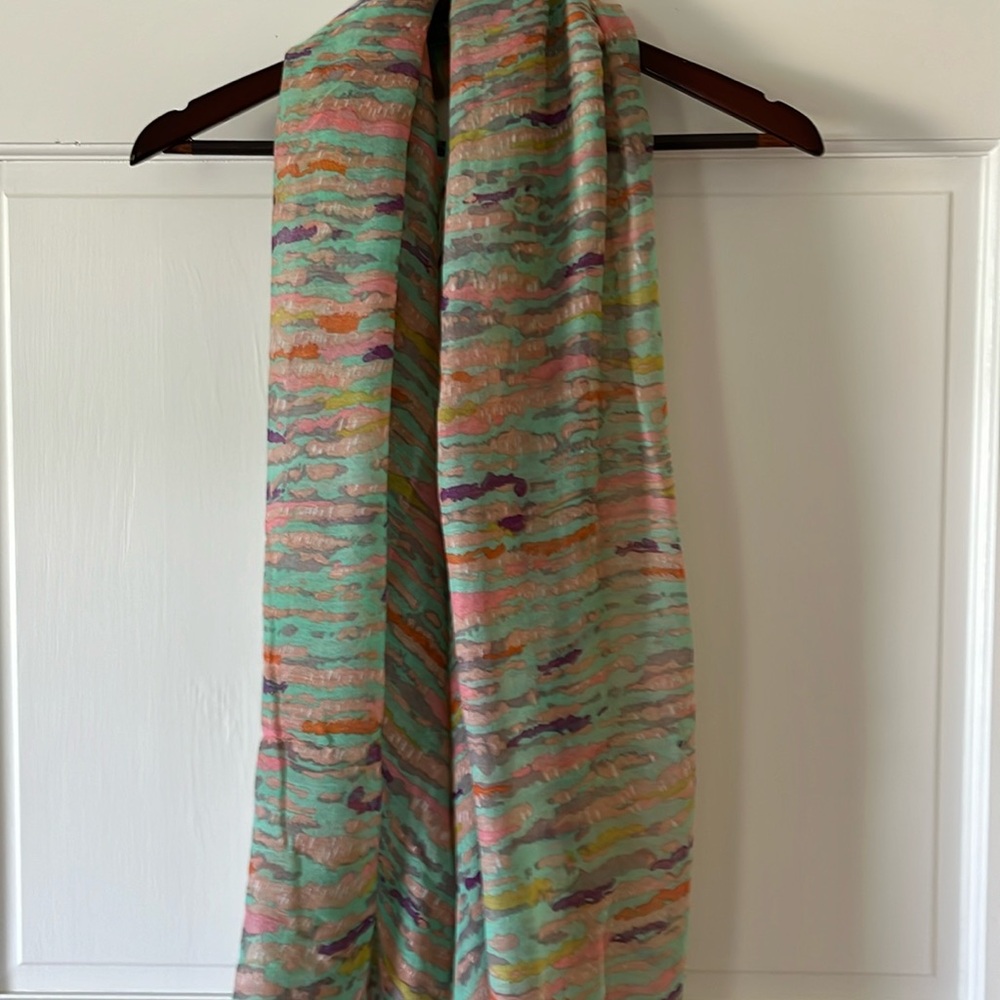 Women’s Lightweight Scarf/Wrap